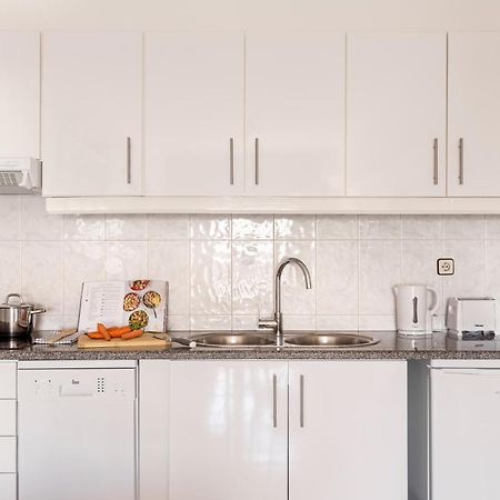 Joivy Deluxe Apt With Terrace In Costa Da Caprica Costa de Caparica Ngoại thất bức ảnh