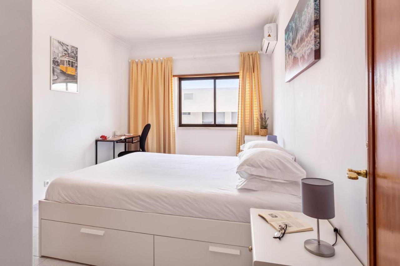 Joivy Deluxe Apt With Terrace In Costa Da Caprica Costa de Caparica Ngoại thất bức ảnh
